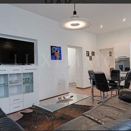 A Lovely 2 Bedroom Apartment In The Heart Of Sofia Eksteriør billede